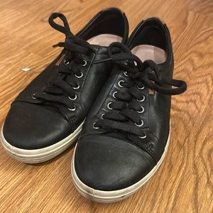 ECCO, lifestyle sneaker soft 7 women’s size (7-7.5 us/38 eu)